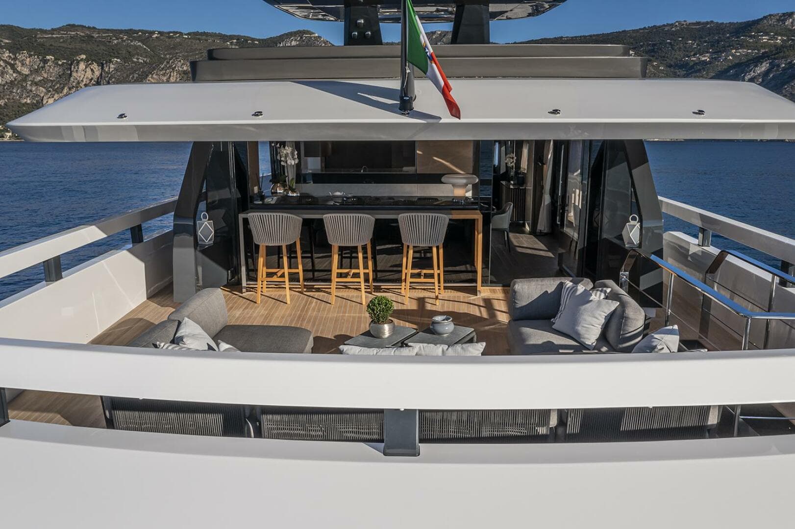 X96 Triplex — photo 7