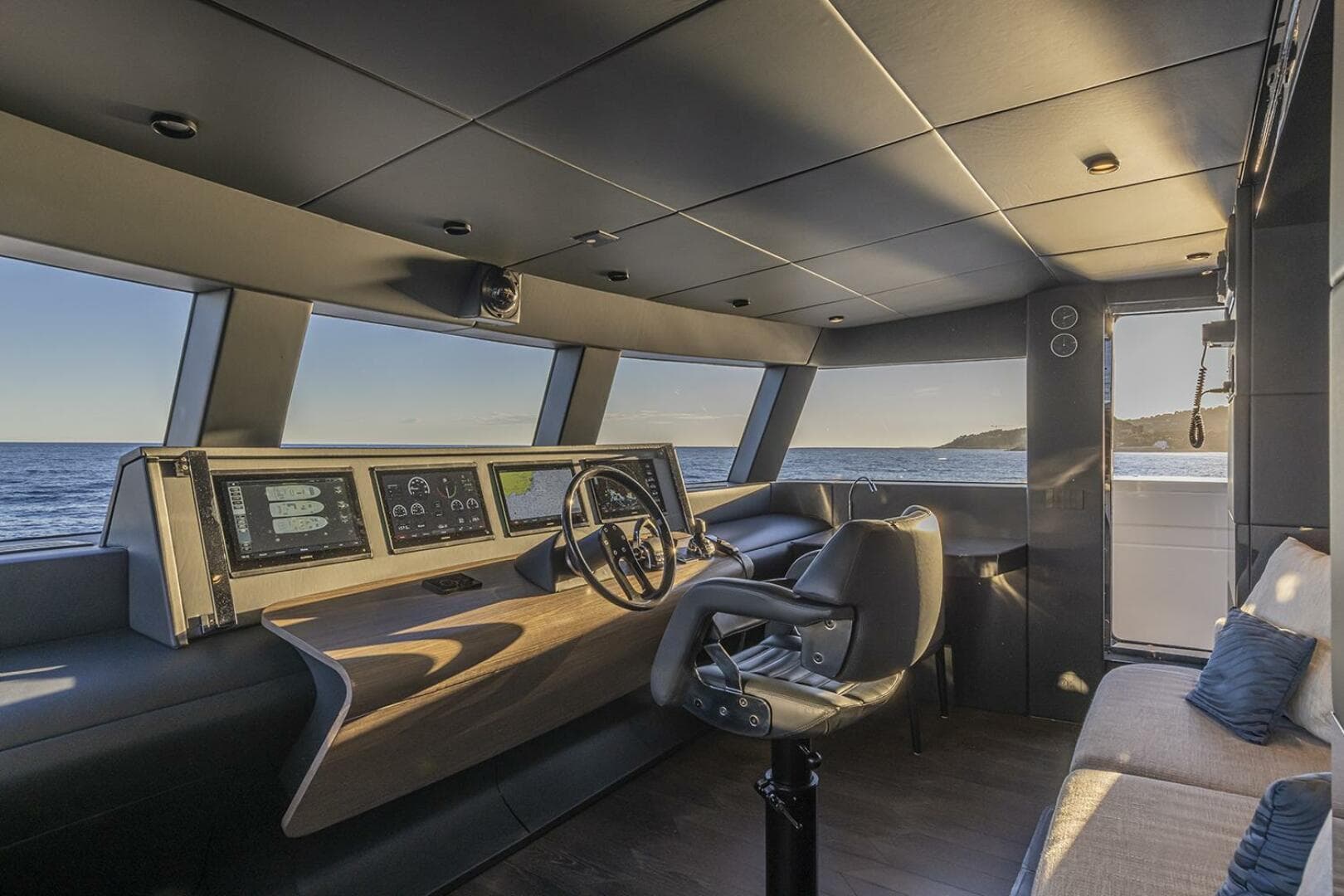 X96 Triplex — photo 33