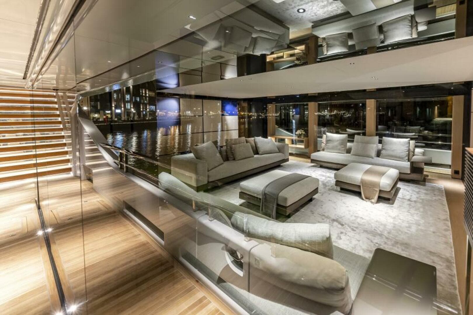 CONRAD C144S HULL 4 — photo 12