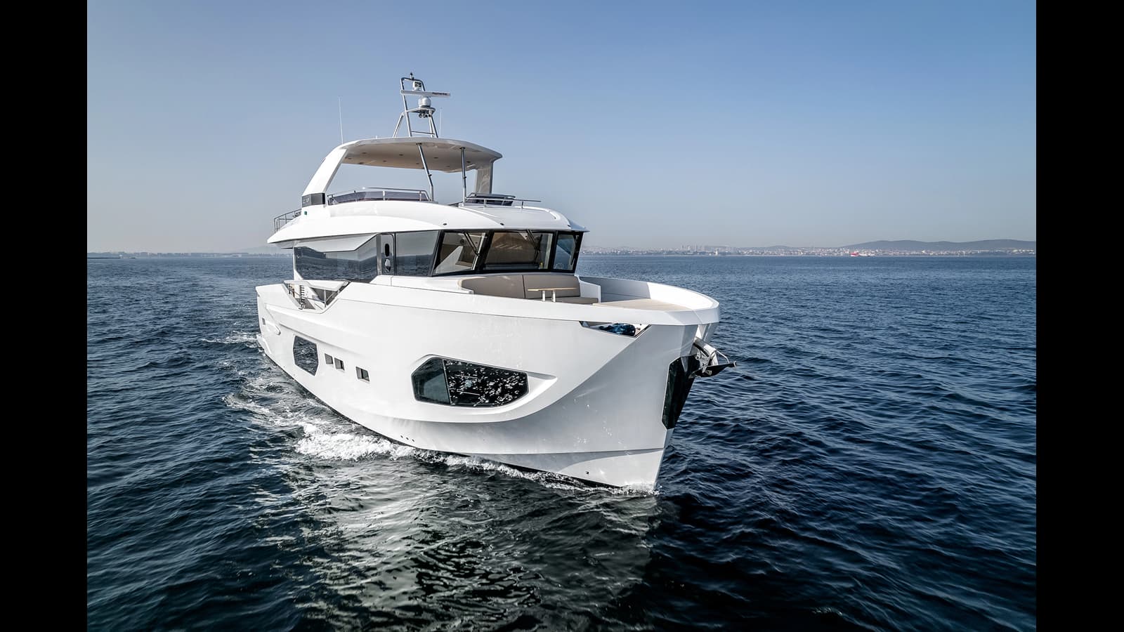 NUMARINE 22XP HULL #7 — photo 2