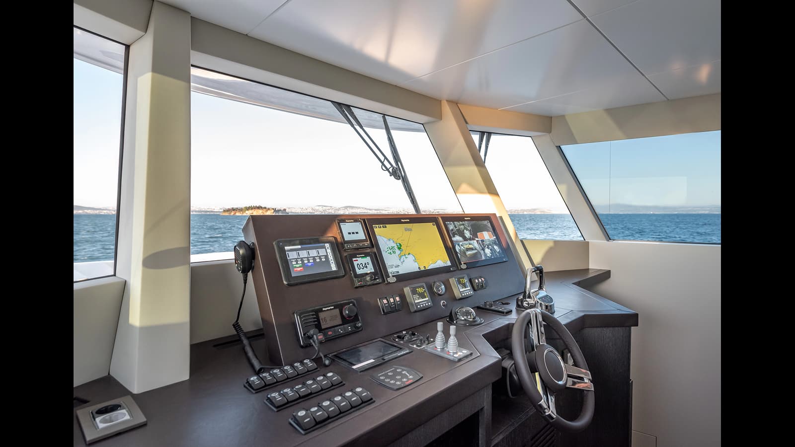 NUMARINE 22XP HULL #7 — photo 12