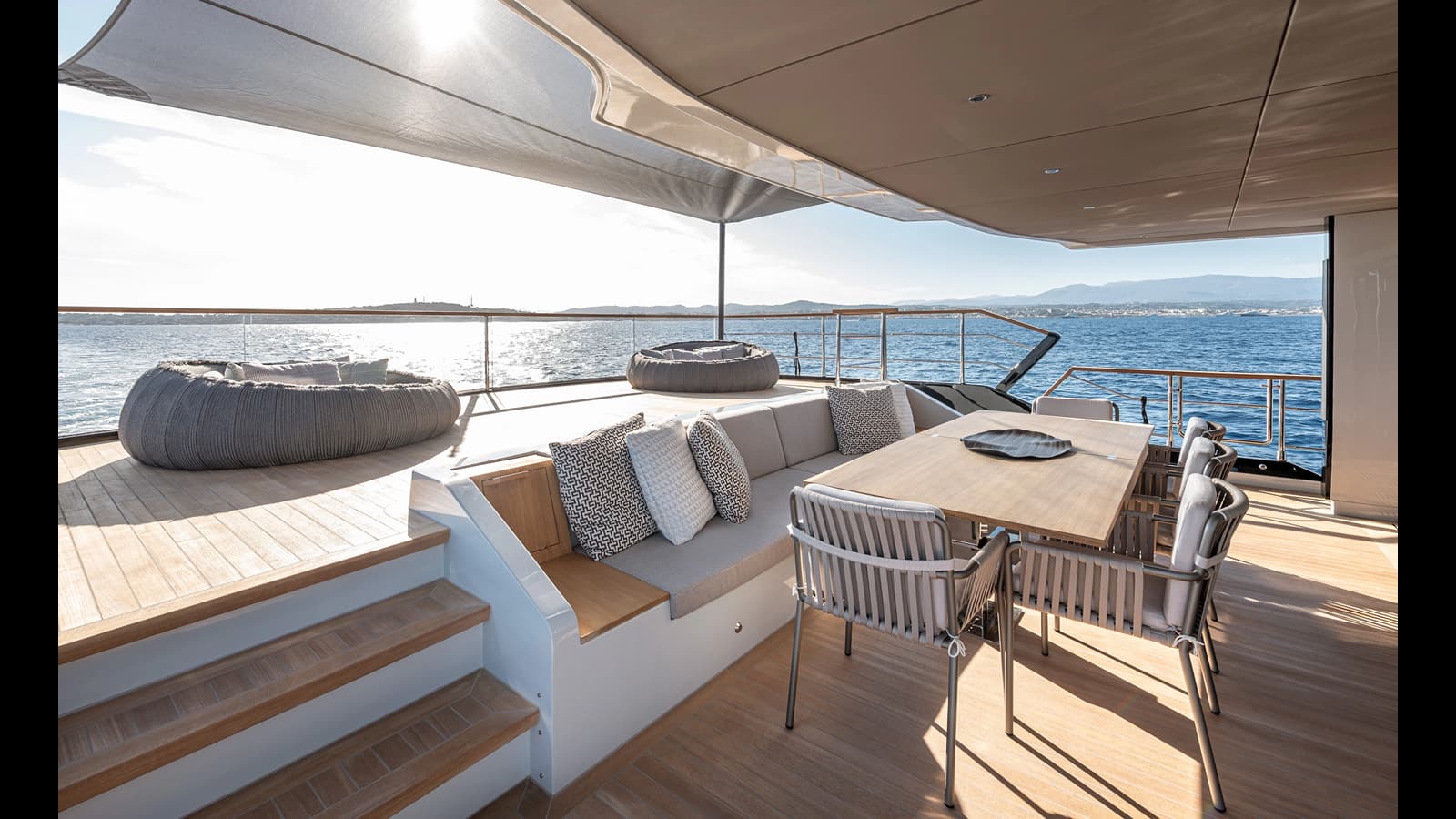 NUMARINE 30XP — photo 13