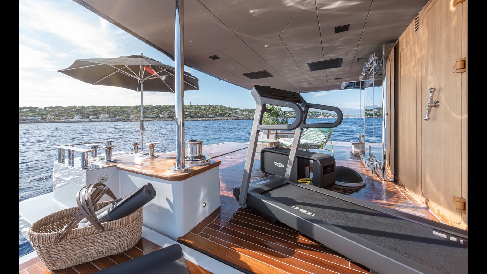 NUMARINE 30XP — photo 17