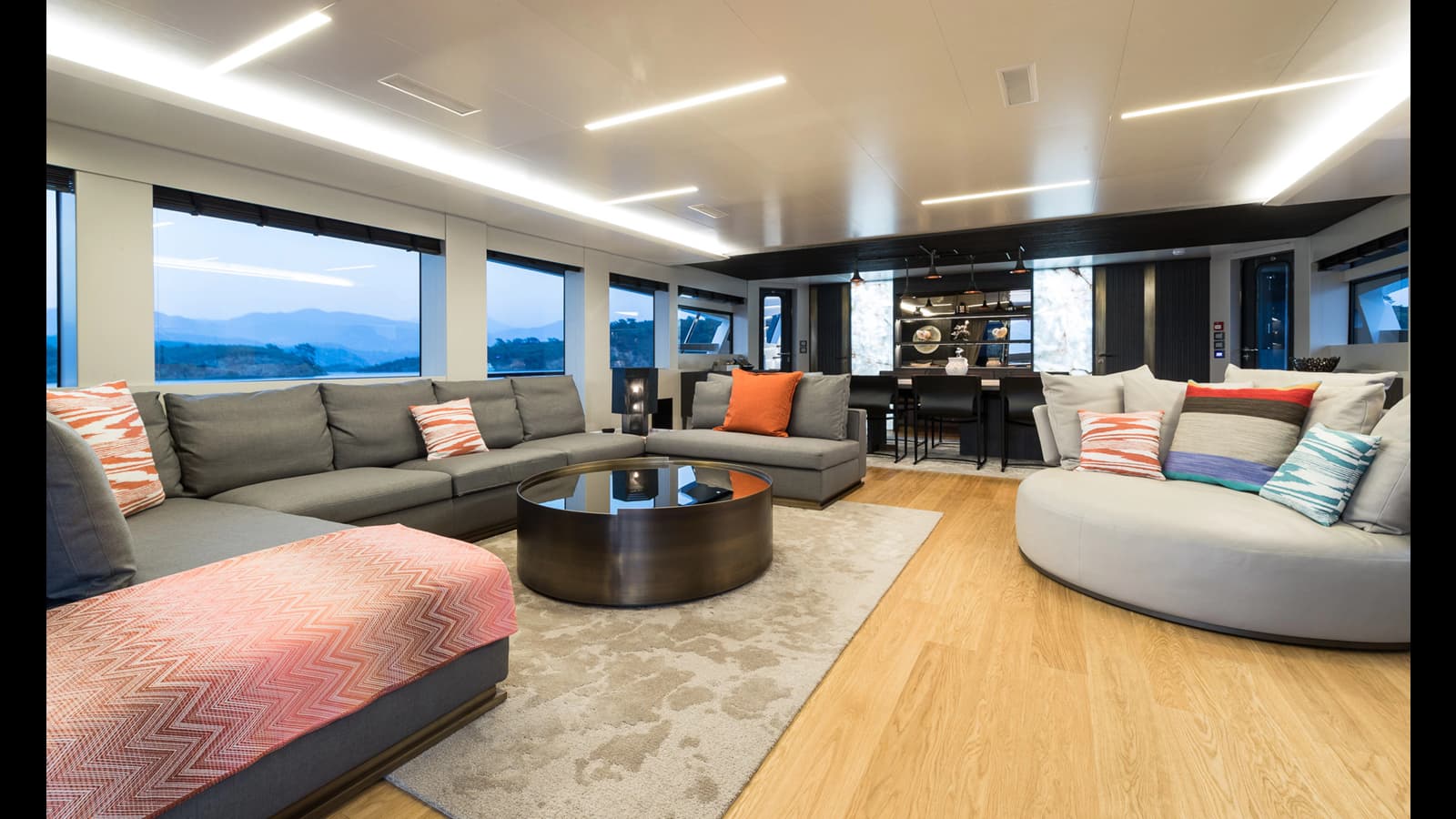 NUMARINE 32XP — photo 10