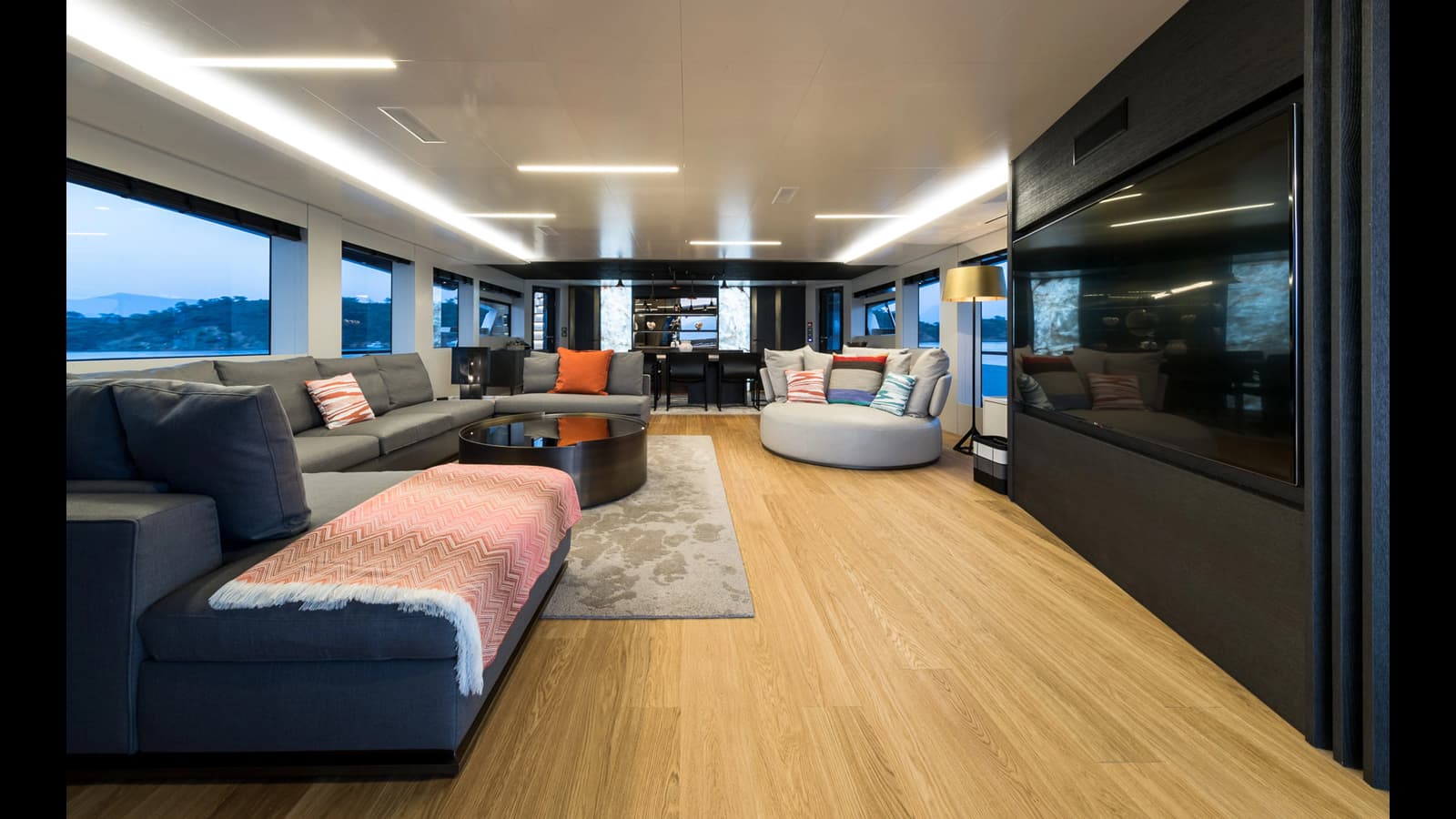 NUMARINE 32XP — photo 16