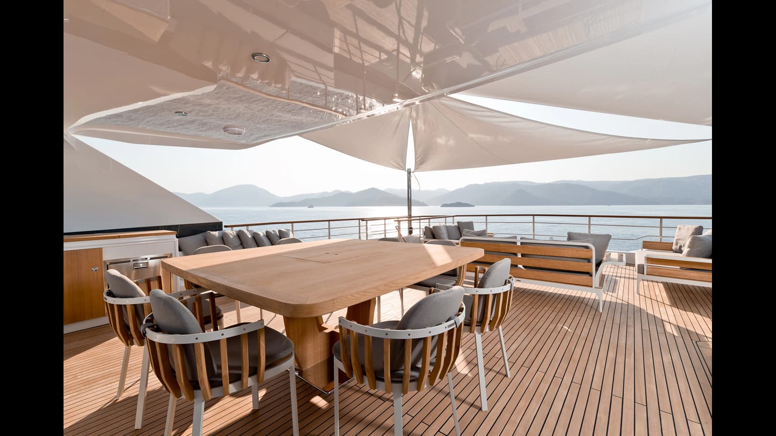 NUMARINE 32XP — photo 34